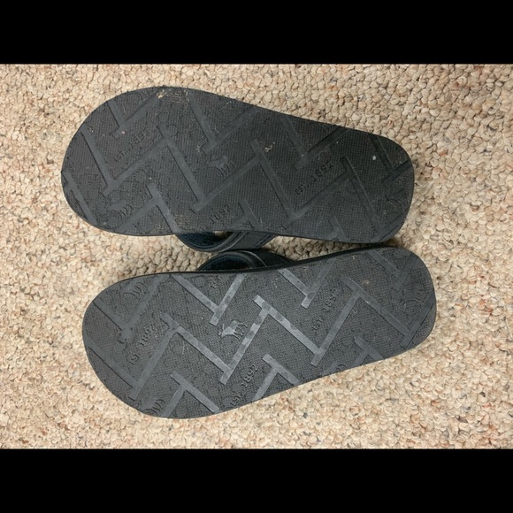 Abercrombie & Fitch Kids leather flip flops - Picture 2 of 2